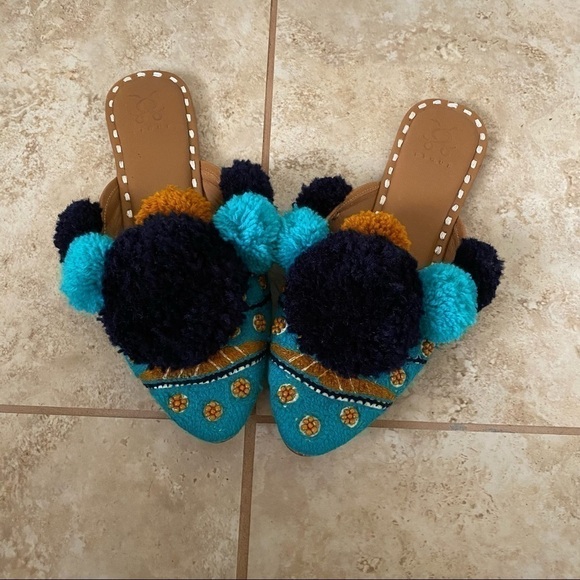 Figue x Free people Patterned Embroidered Accent Mules size 6 - Picture 3 of 8